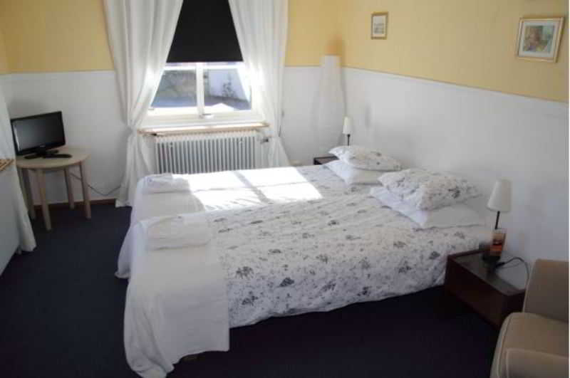 Hotel PerOlofGården Åsbro Eksteriør bilde